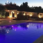 호텔 Relais Masseria Serritella 4*